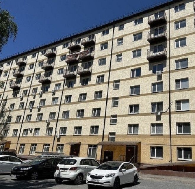 Продаётся 1-комнатная квартира, 42 м²