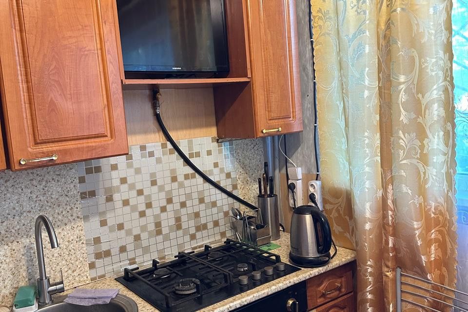 Продаётся 1-комнатная квартира, 33 м²
