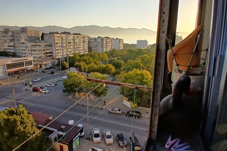 Продаётся 3-комнатная квартира, 64.1 м²