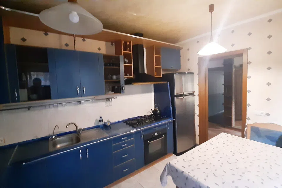 Продаётся 2-этажный дом, 170 м²