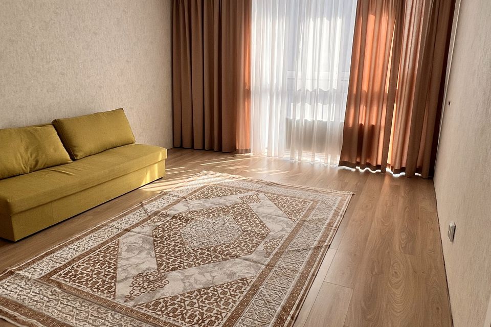 Продаётся 1-комнатная квартира, 50 м²