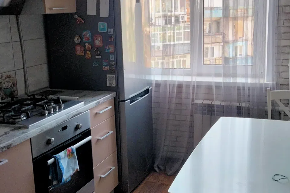 Продаётся 3-комнатная квартира, 63.5 м²