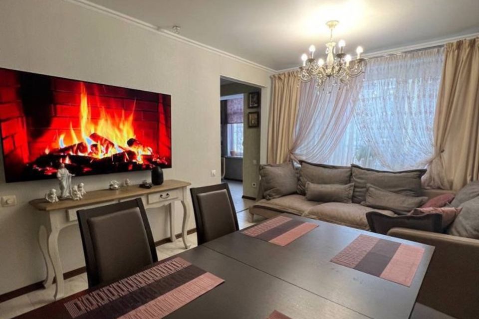 Продаётся 4-комнатная квартира, 92.1 м²