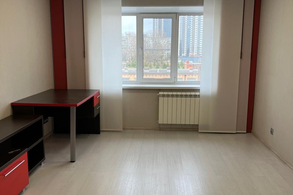 Продаётся 2-комнатная квартира, 41.9 м²