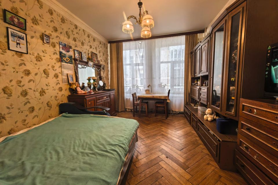 Продаётся 4-комнатная квартира, 92.8 м²