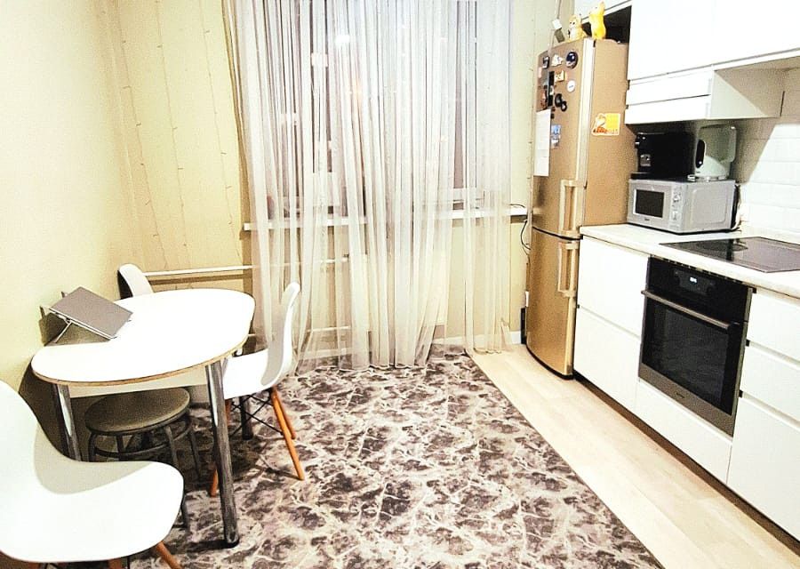 Продаётся 2-комнатная квартира, 64 м²