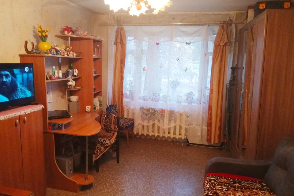 Продаётся 4-комнатная квартира, 76 м²