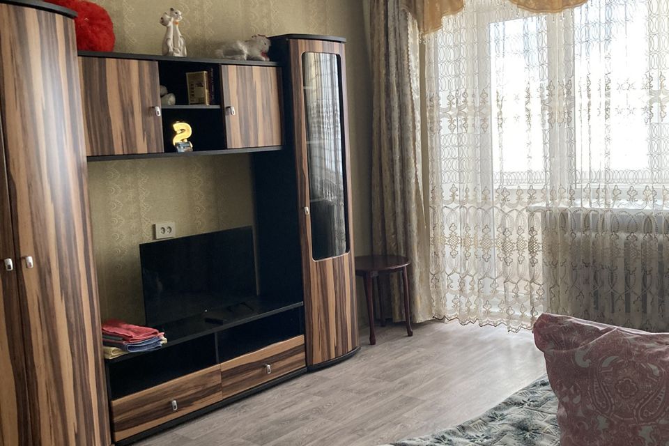 Сдаётся 2-комнатная квартира, 60 м²