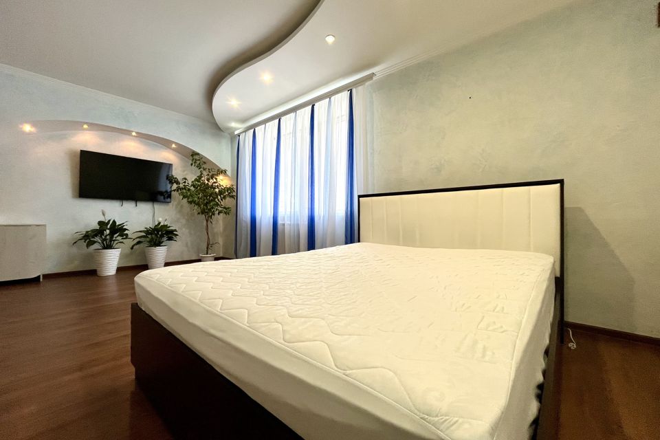 Продаётся 1-комнатная квартира, 48.3 м²