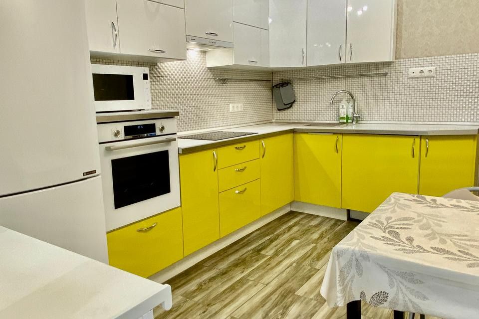 Продаётся 1-комнатная квартира, 46.4 м²