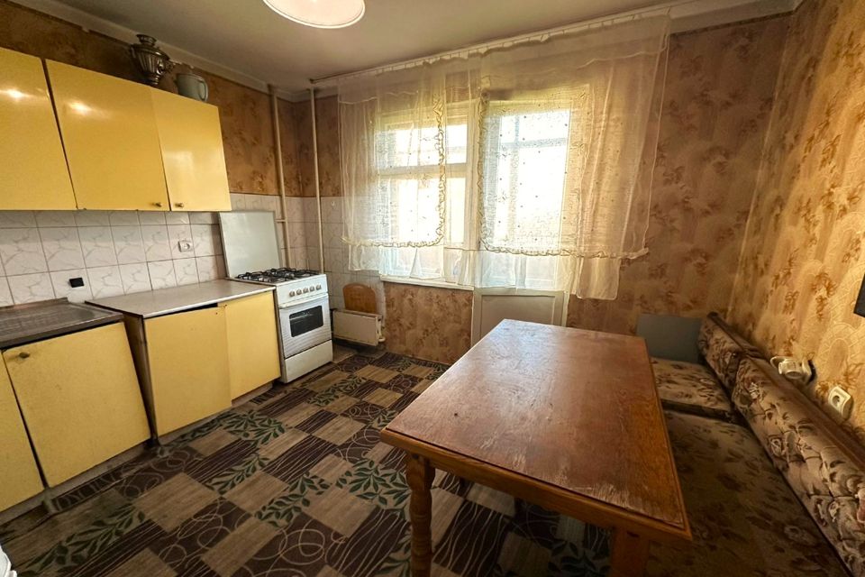 Продаётся 1-комнатная квартира, 38 м²