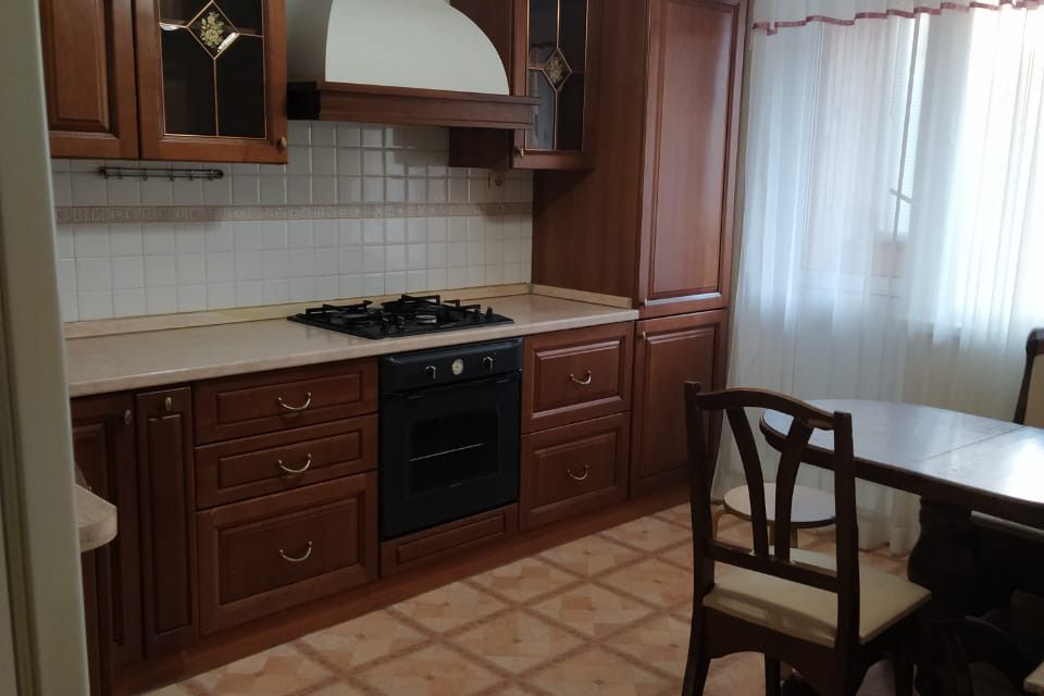 Продаётся 3-комнатная квартира, 76.4 м²