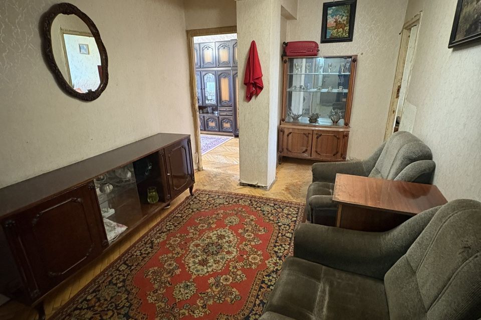 Продаётся 2-комнатная квартира, 70.2 м²