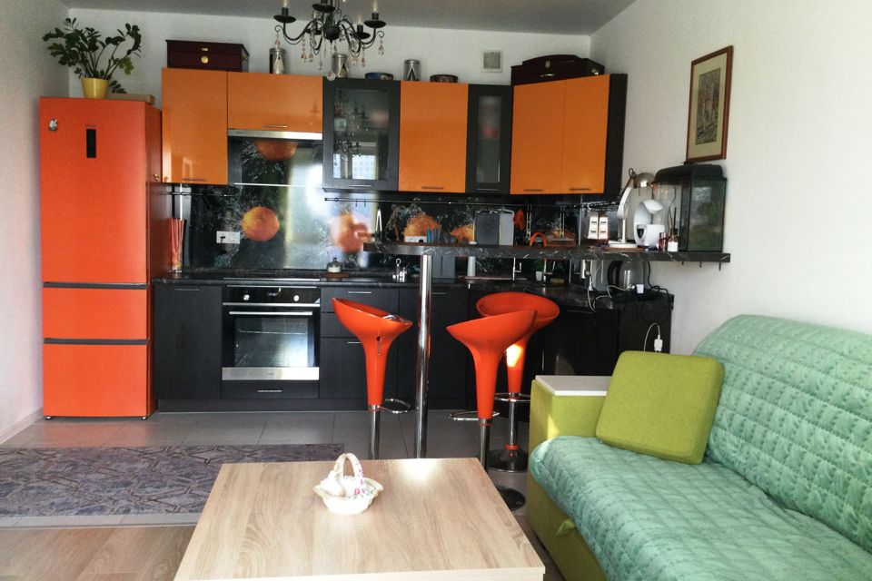 Продаётся 3-комнатная квартира, 56 м²