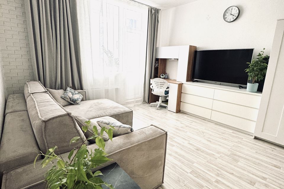 Продаётся 1-комнатная квартира, 47.3 м²