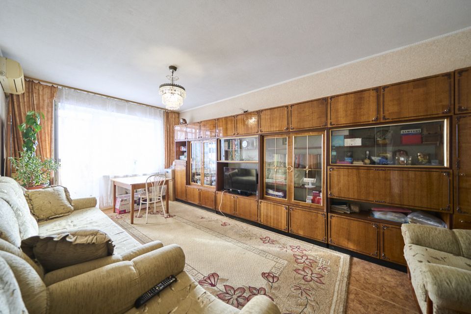Продаётся 2-комнатная квартира, 49.5 м²