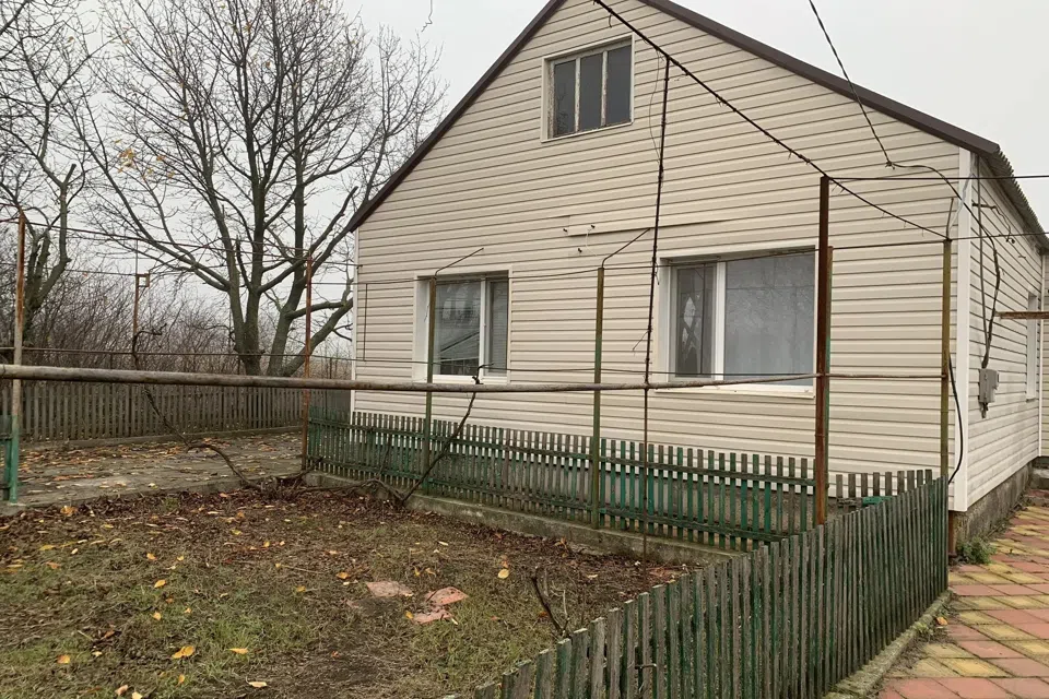 Продаётся 1-этажный дом, 100 м²