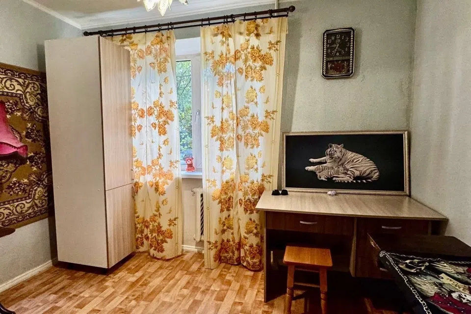 Продаётся 3-комнатная квартира, 58.9 м²