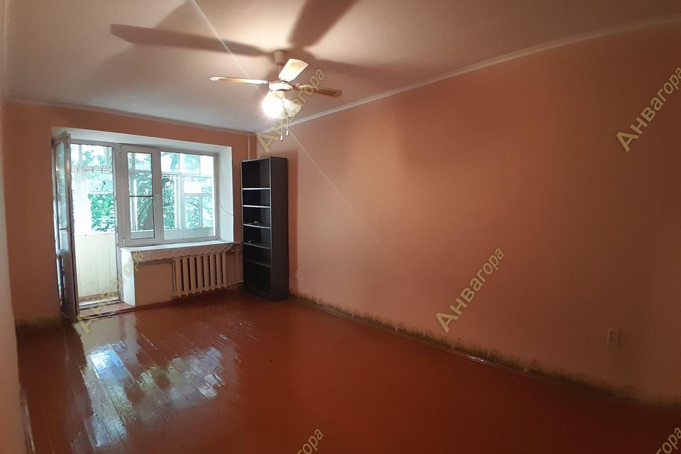 Продаётся 2-комнатная квартира, 44.8 м²