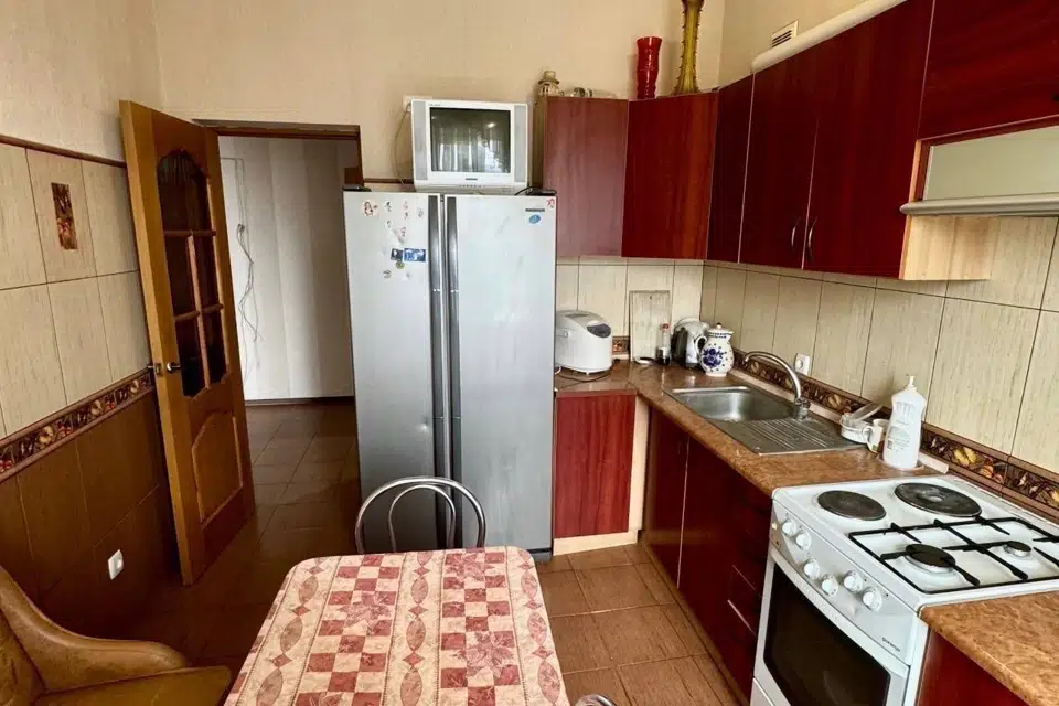 Продаётся 3-комнатная квартира, 104 м²