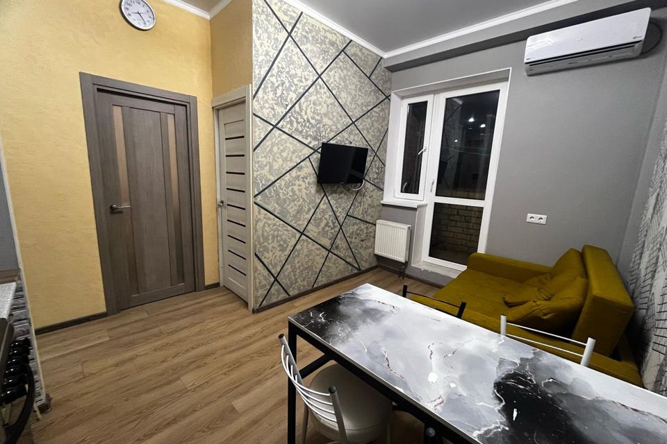 Продаётся 1-комнатная квартира, 37 м²