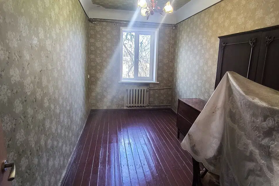 Продаётся 3-комнатная квартира, 57.7 м²