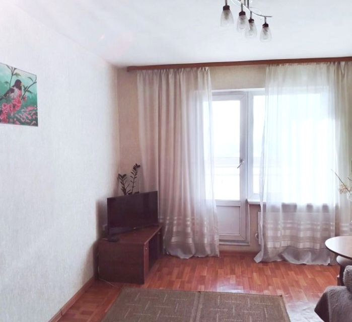 Продаётся 1-комнатная квартира, 43 м²
