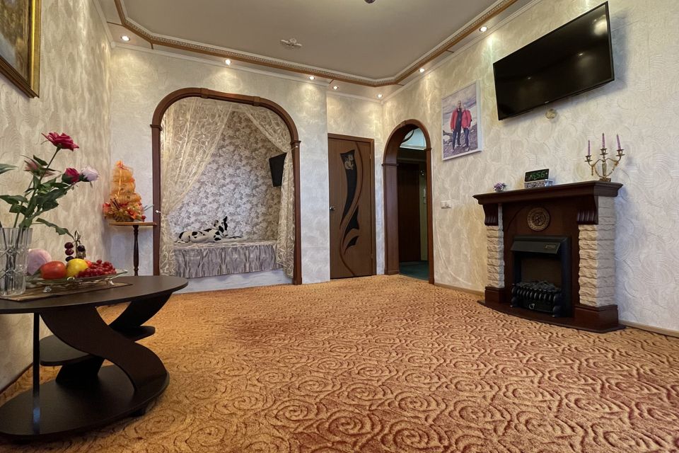 Продаётся 1-комнатная квартира, 42.4 м²