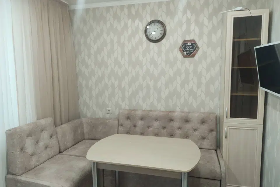 Продаётся 1-комнатная квартира, 48.7 м²