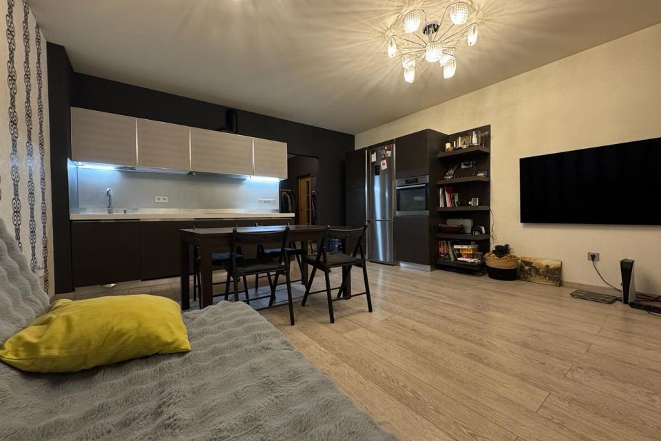 Продаётся 3-комнатная квартира, 73.7 м²