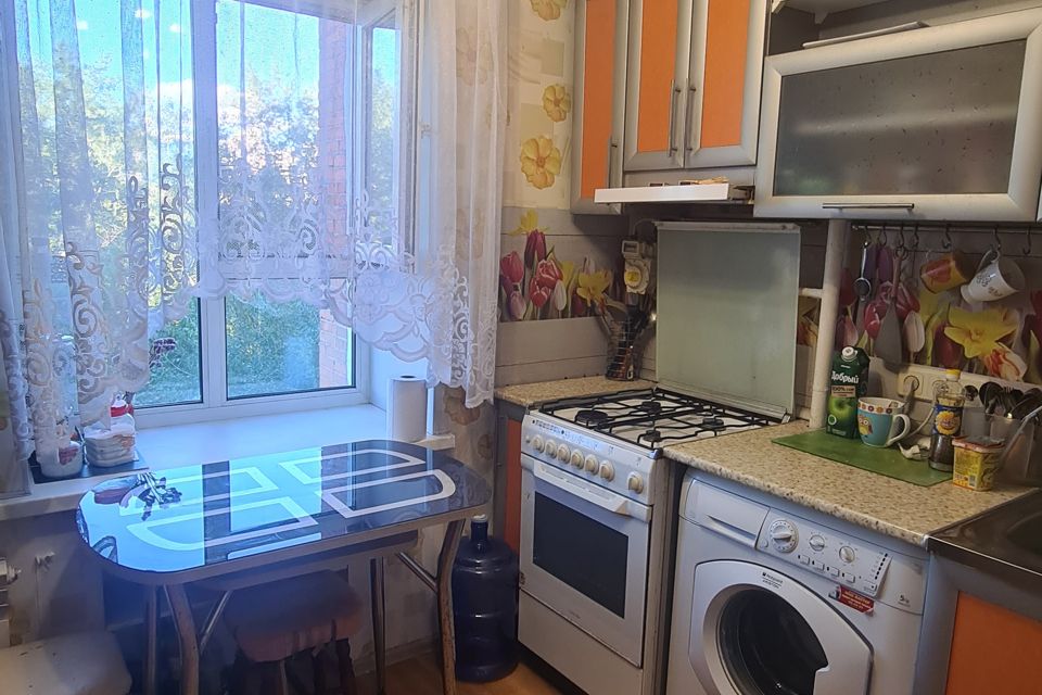 Продаётся 3-комнатная квартира, 59.6 м²