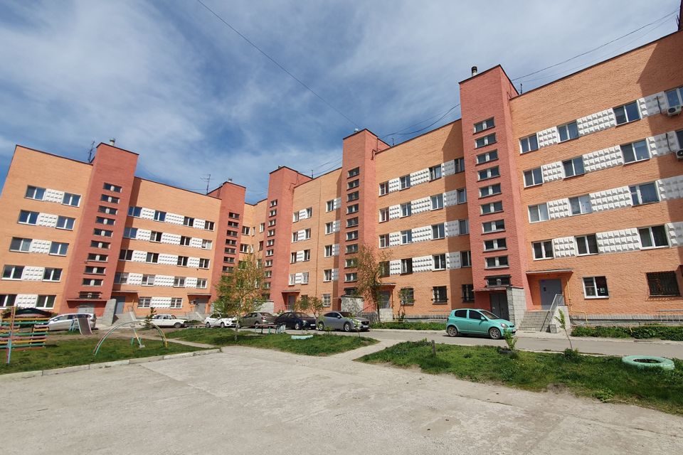Продаётся 1-комнатная квартира, 38 м²