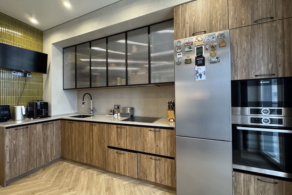 Продаётся 4-комнатная квартира, 105.9 м²