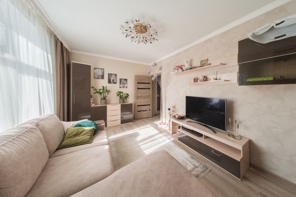 Продаётся 2-комнатная квартира, 58.2 м²