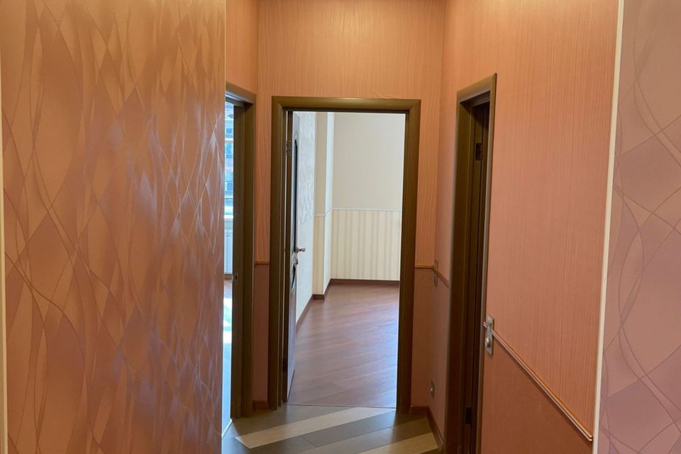 Продаётся 3-комнатная квартира, 100.1 м²
