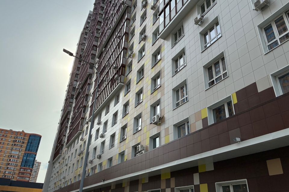 Продаётся 3-комнатная квартира, 58.3 м²