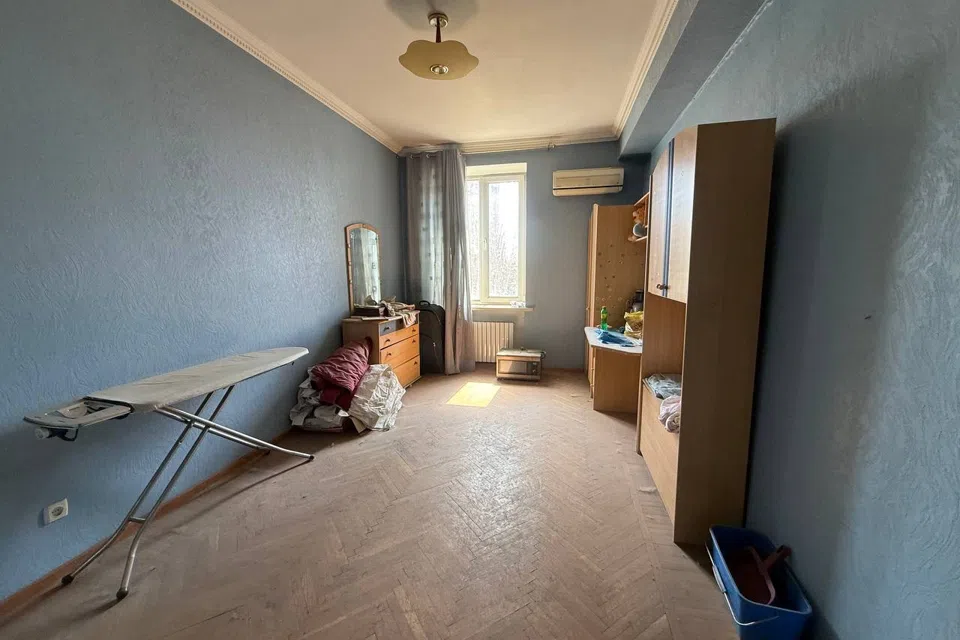 Продаётся 3-комнатная квартира, 90 м²