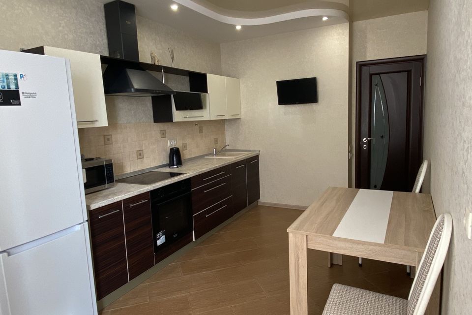 Сдаётся 1-комнатная квартира, 50 м²
