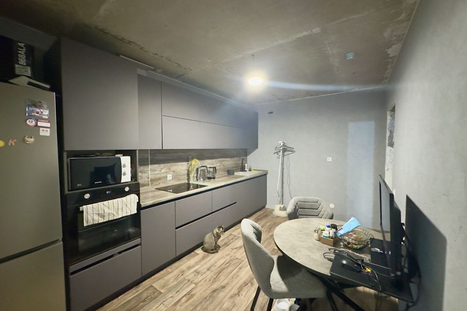 Продаётся 1-комнатная квартира, 38 м²