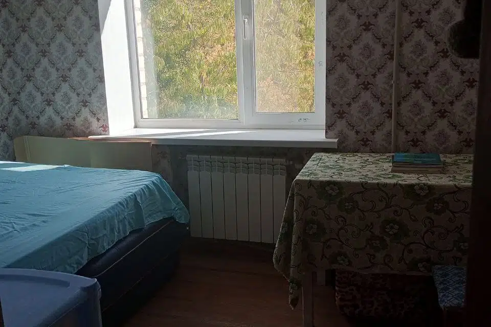Продаётся 4-комнатная квартира, 80 м²