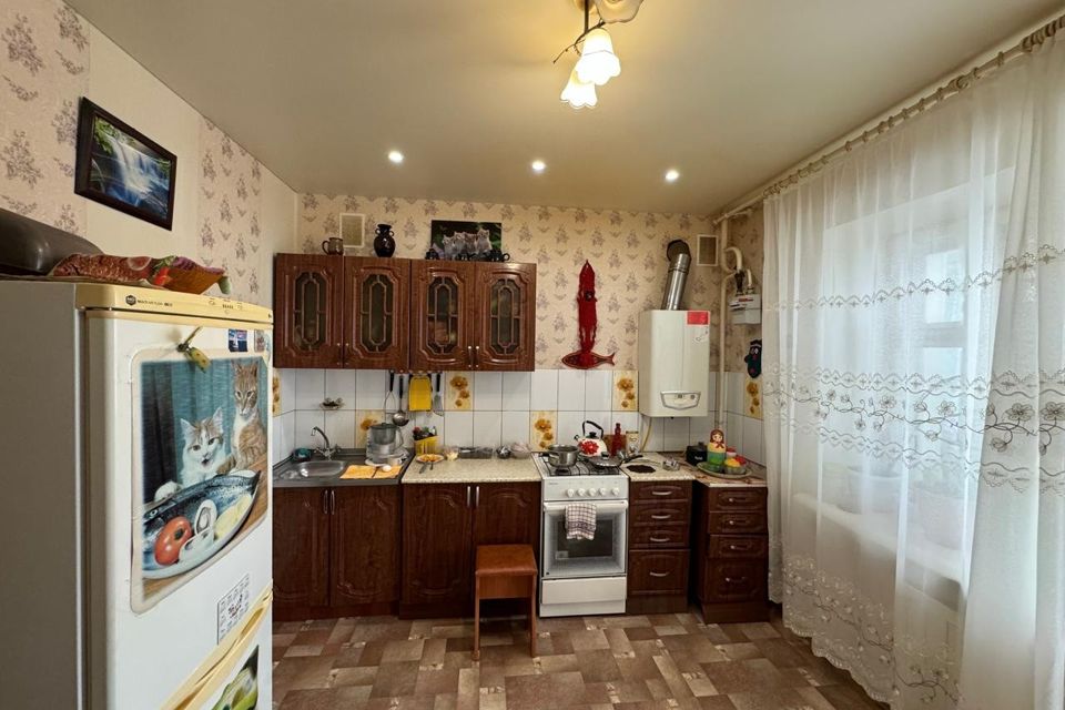 Продаётся 1-комнатная квартира, 42.2 м²