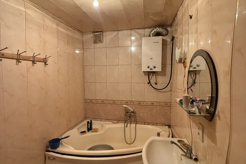 Продаётся 3-комнатная квартира, 55 м²