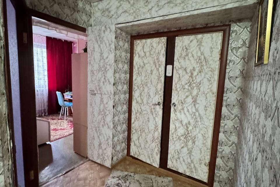 Продаётся 3-комнатная квартира, 57.3 м²