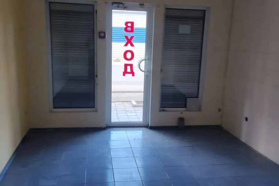 Продаётся торговое помещение, 16 м²