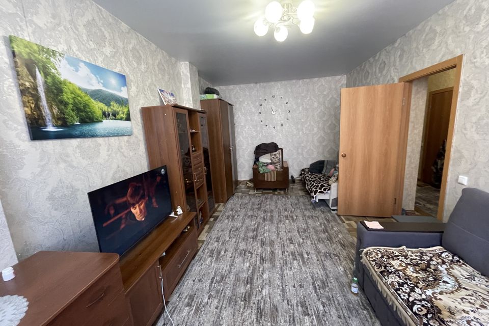 Продаётся 1-комнатная квартира, 42 м²