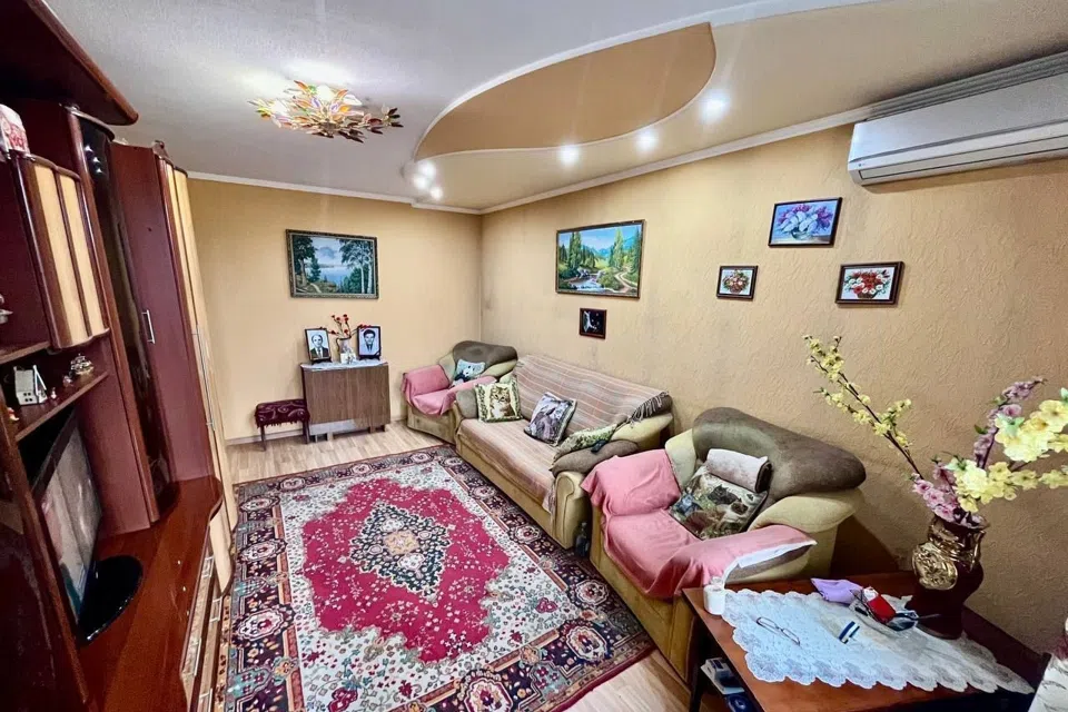 Продаётся 3-комнатная квартира, 70 м²