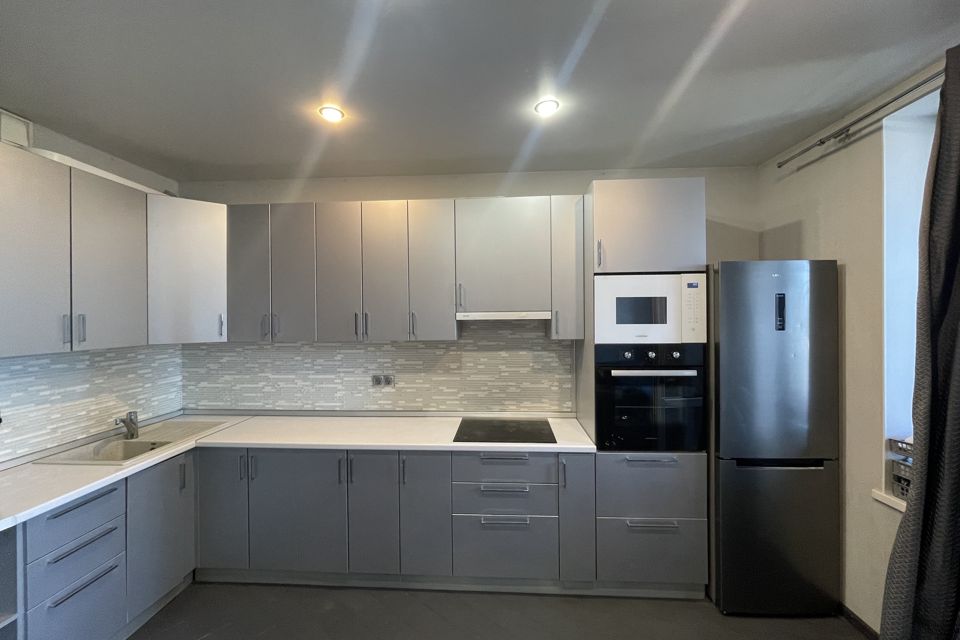 Продаётся 1-комнатная квартира, 41 м²