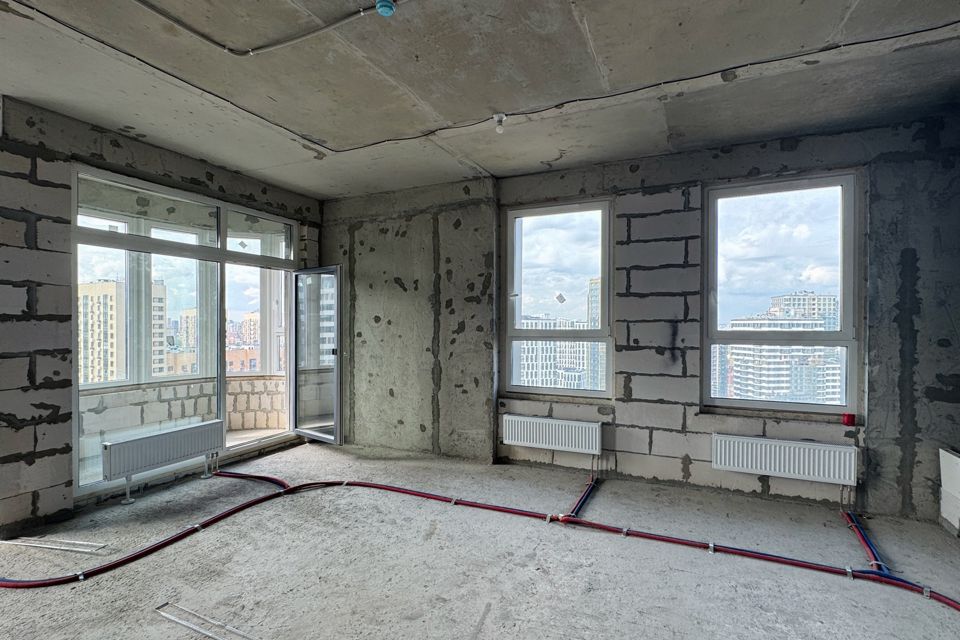 Продаётся 2-комнатная квартира, 67.9 м²