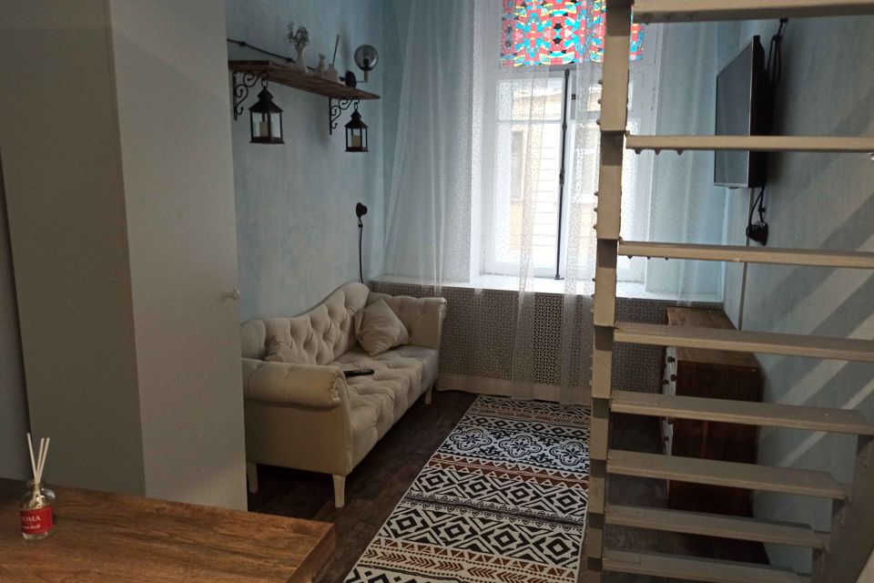Продаётся комната в 4-комн. квартире, 13.7 м²