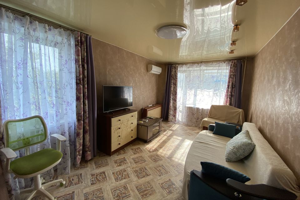Продаётся 3-комнатная квартира, 59.2 м²